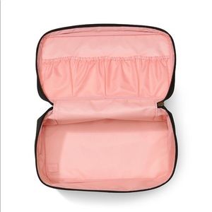 NWT Victoria’s Secret Travel Case Bra Bag